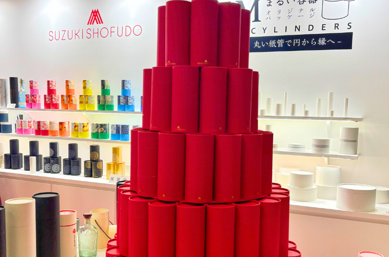 TOKYO PACK 2026 鈴木松風堂の紙管展示｜卒業記念タイムカプセル「おうちキット」の原点